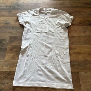 lululemon athletica White Short Sleeve Tee